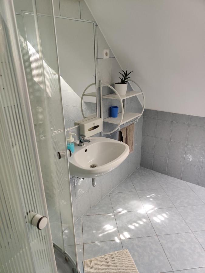 Villa Italia Guest House Сиофок Екстериор снимка