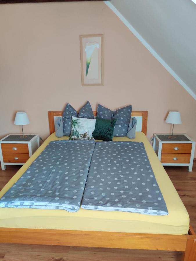 Villa Italia Guest House Сиофок Екстериор снимка